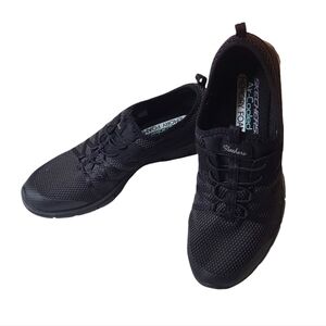 EUC Skechers Womens Bungee Stretch Laced Up Slip On Sneaker memory foam 8.5